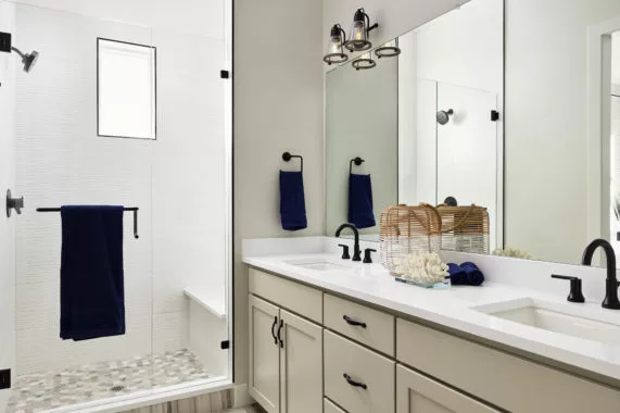 townhome bathroom