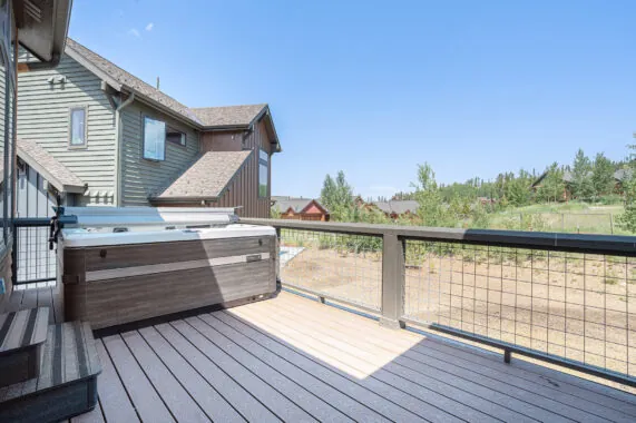 35 sunny ridge deck