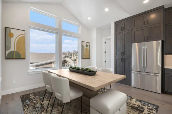 64 Overlook Dining Room